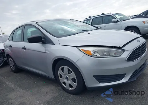 2016 Ford Focus S from USA, damaged, VIN 1FADP3E21GL218052